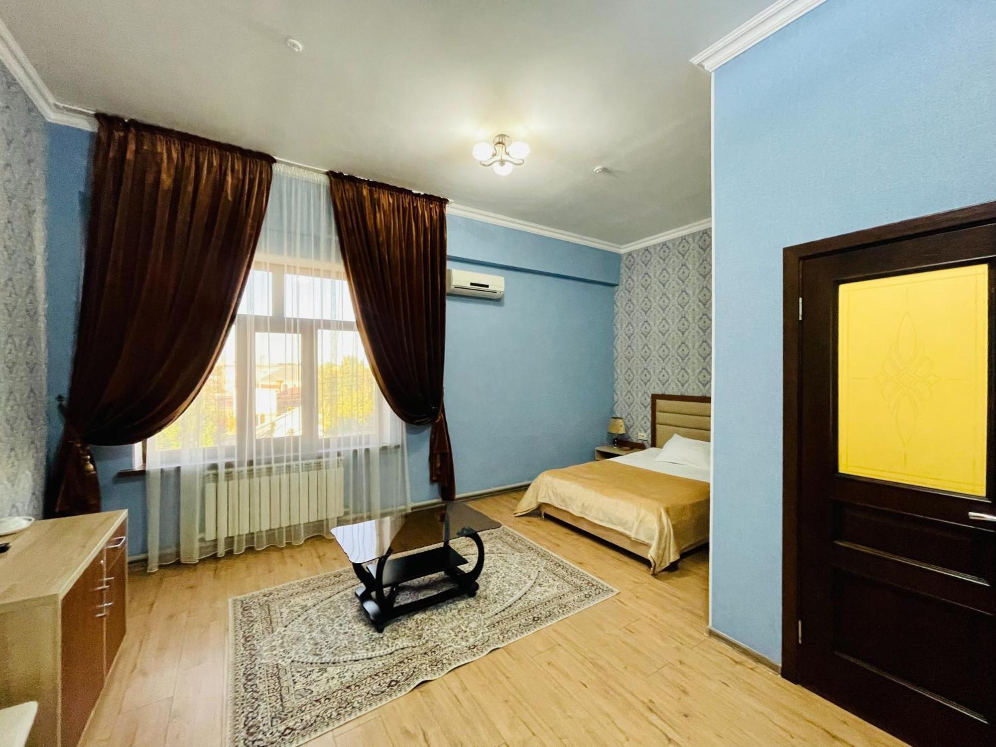 Hotel Dostyk Kyzylorda Exteriér fotografie