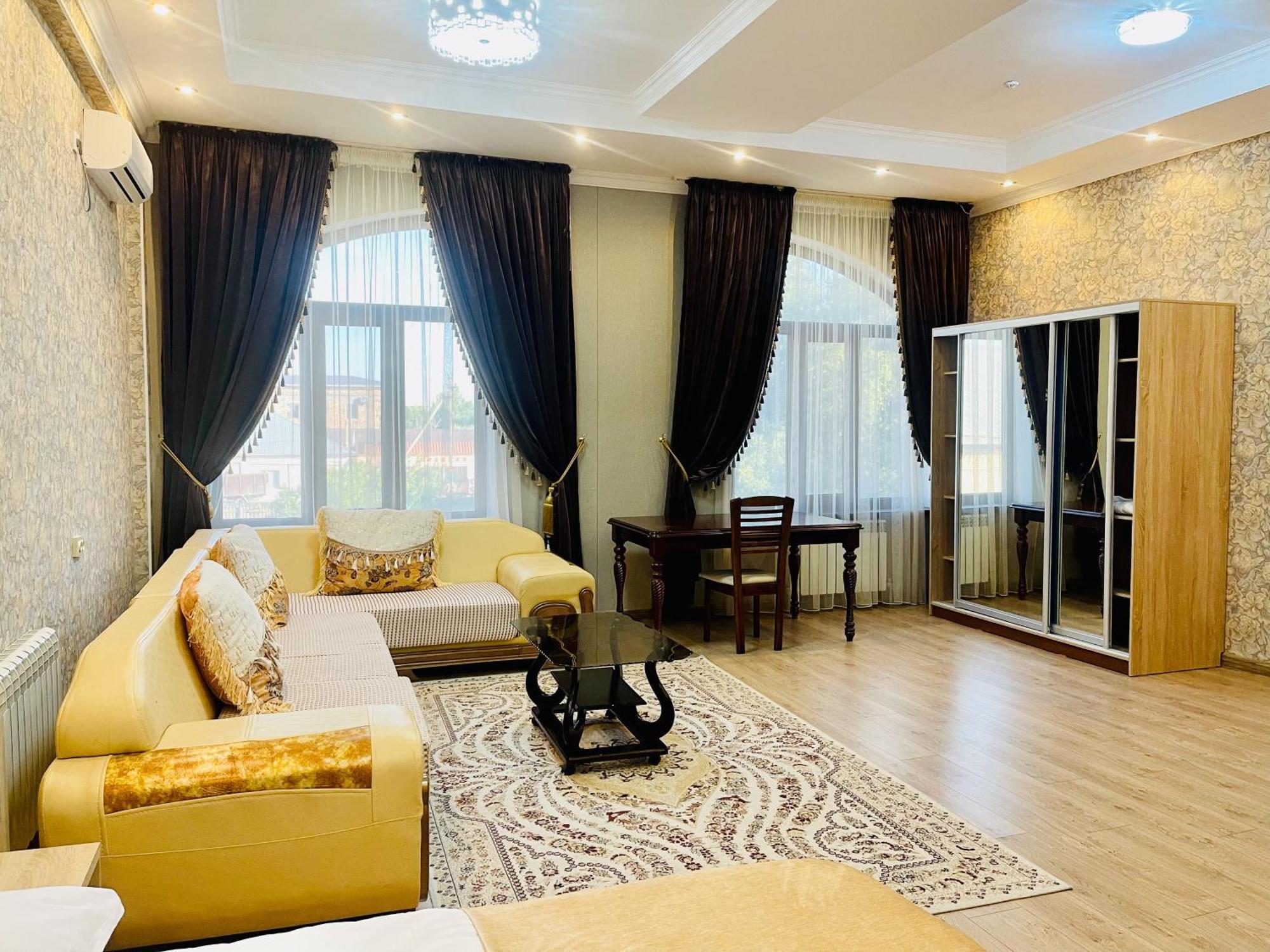 Hotel Dostyk Kyzylorda Exteriér fotografie