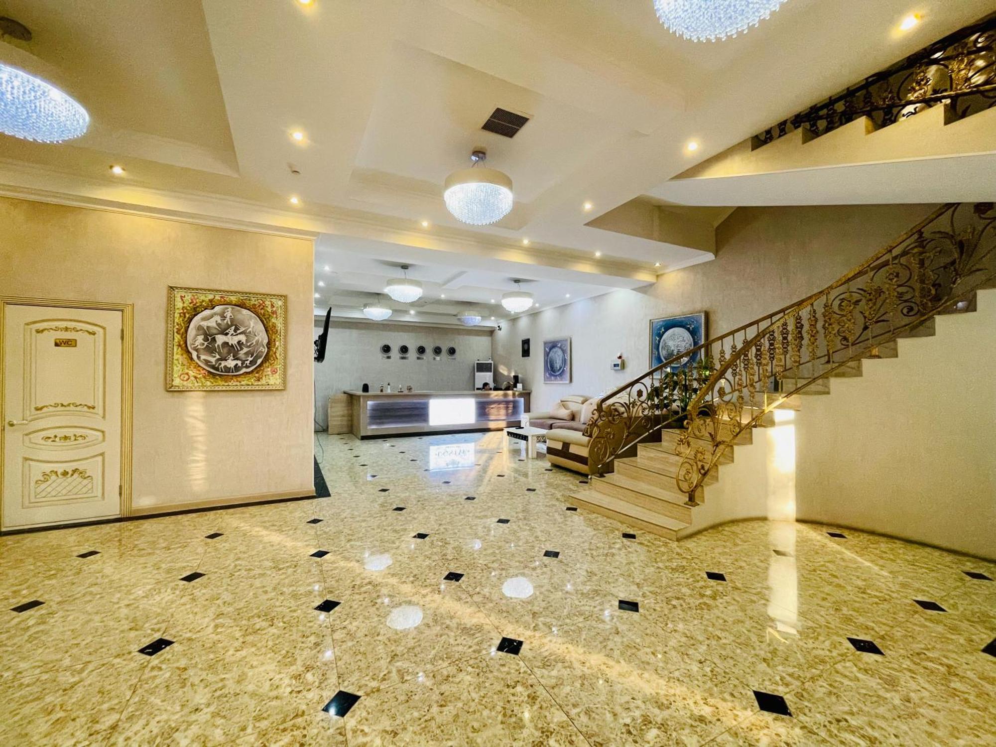 Hotel Dostyk Kyzylorda Exteriér fotografie
