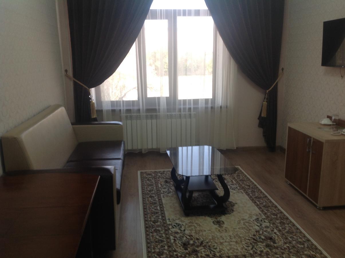 Hotel Dostyk Kyzylorda Exteriér fotografie