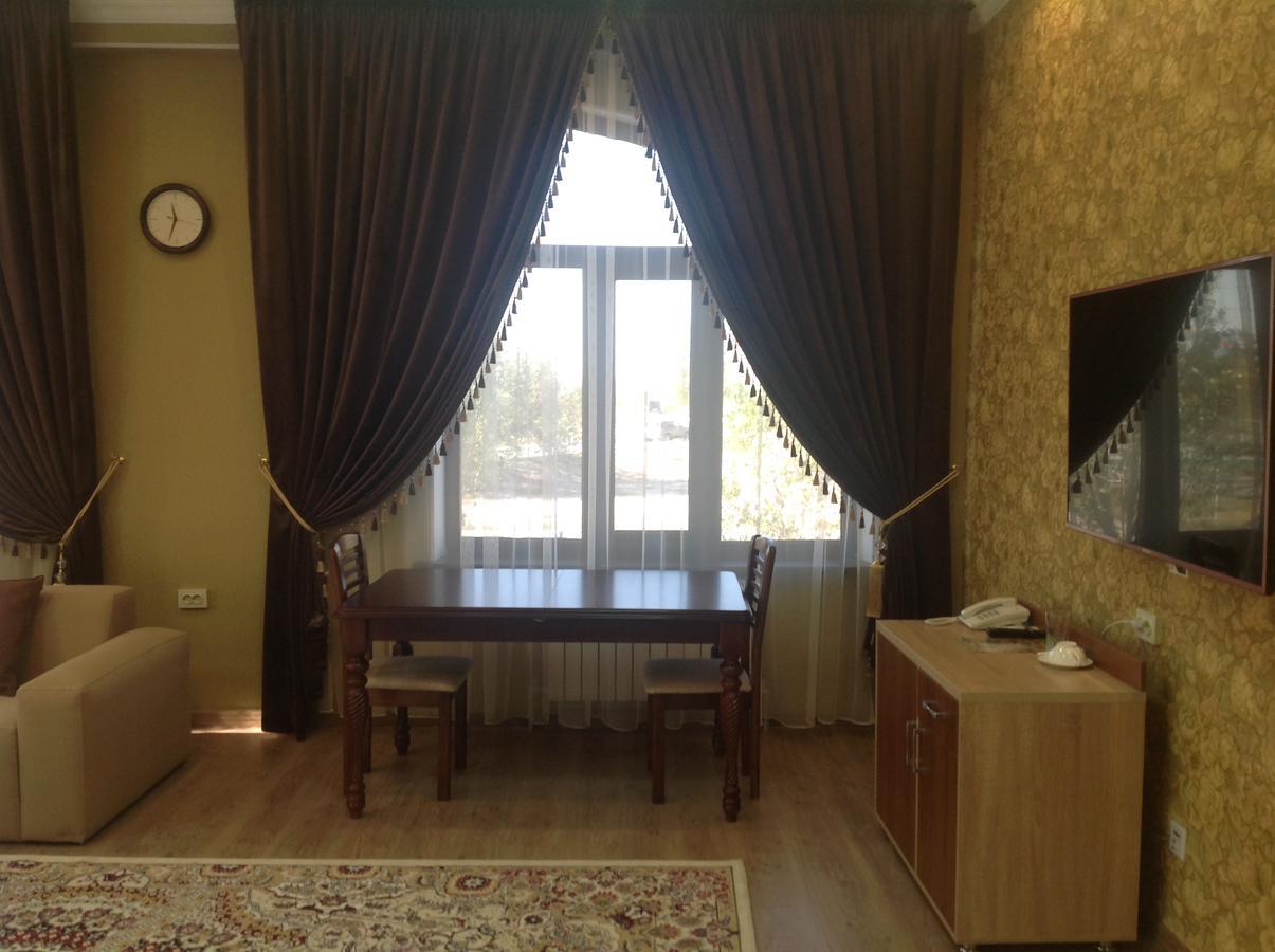 Hotel Dostyk Kyzylorda Exteriér fotografie